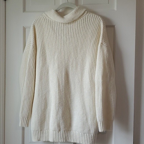 TALBOTS CHUNKY KNIT WOOL BLEND SWEATER CREAM V-NECK SHAWL TUNIC SIZE MEDIUM - Picture 6 of 7